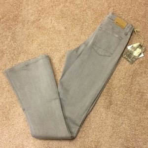 Henry & Belle Microflare NWT!